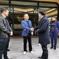 致敬|商務(wù)部外貿(mào)司副司長楊國良率調(diào)研組蒞臨迅亞建材調(diào)研，助力陶瓷出口發(fā)展